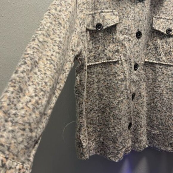 Ces Femme Button-Up Shirt Jacket Long Sleeve Medium dual chest pockets comfort - Picture 7 of 9